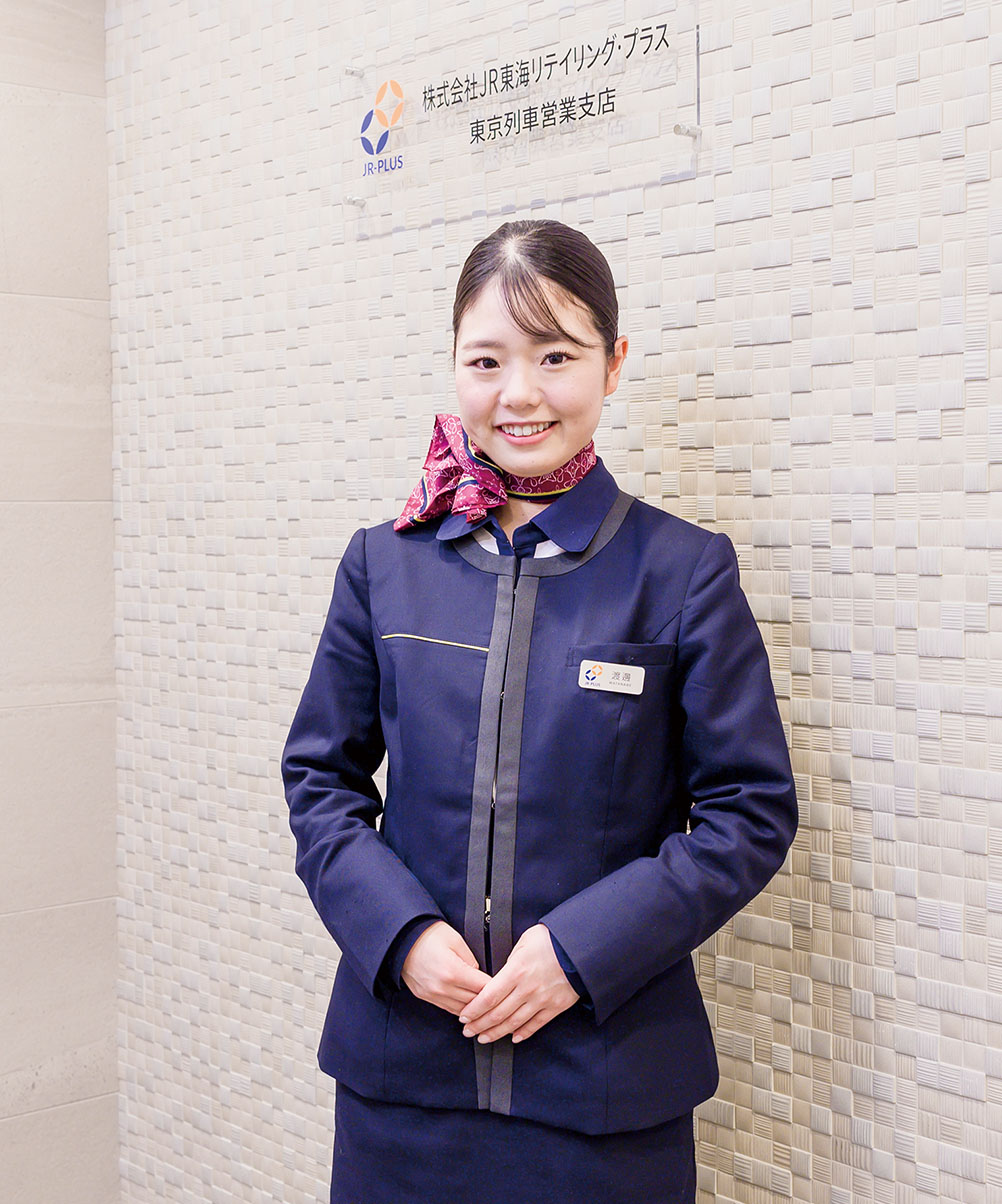 スカイマーク株式会社 客室乗務員 大久保 亜子さん